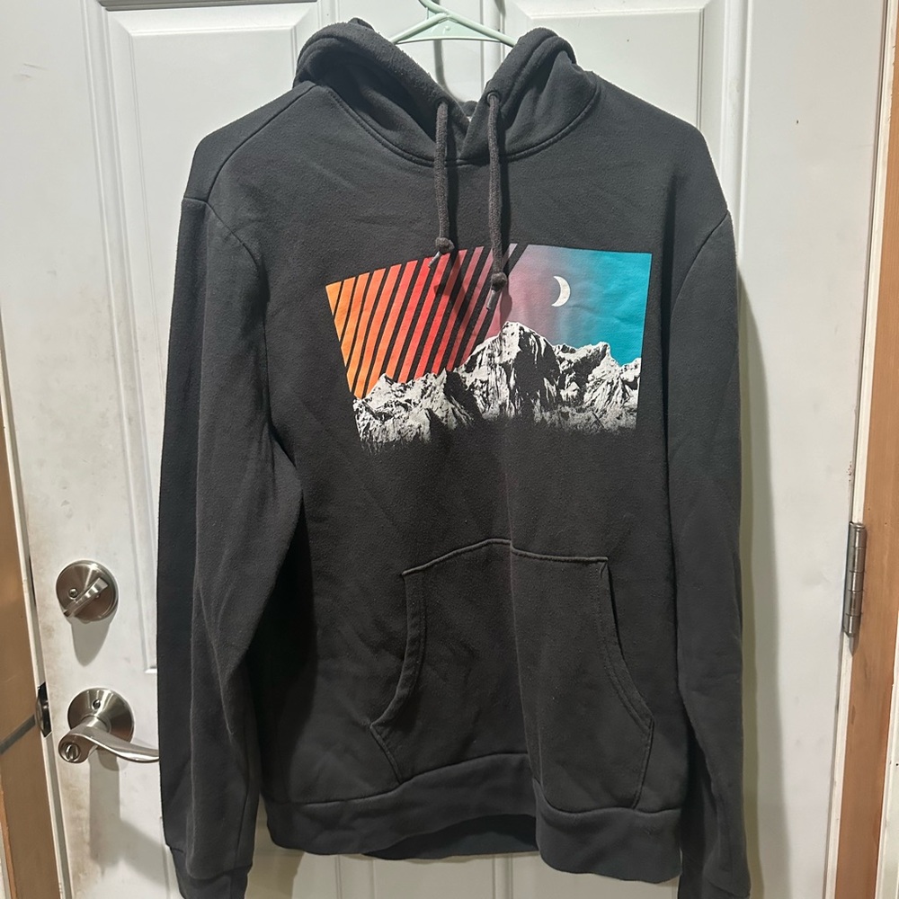 Old navy graphic sweater